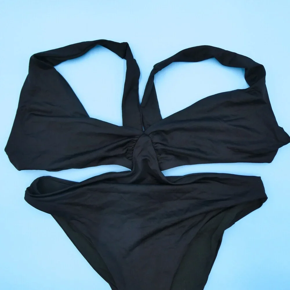 Agua Bendita Medium Black Smooth‎ One Piece Ruffle Swimsuit Cutout Strappy Beach